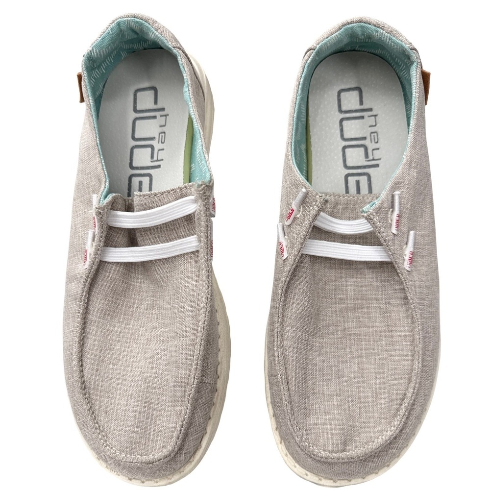 Hey Dude Wendy Beige Lightweight Slip On Shoes Womens Size 6